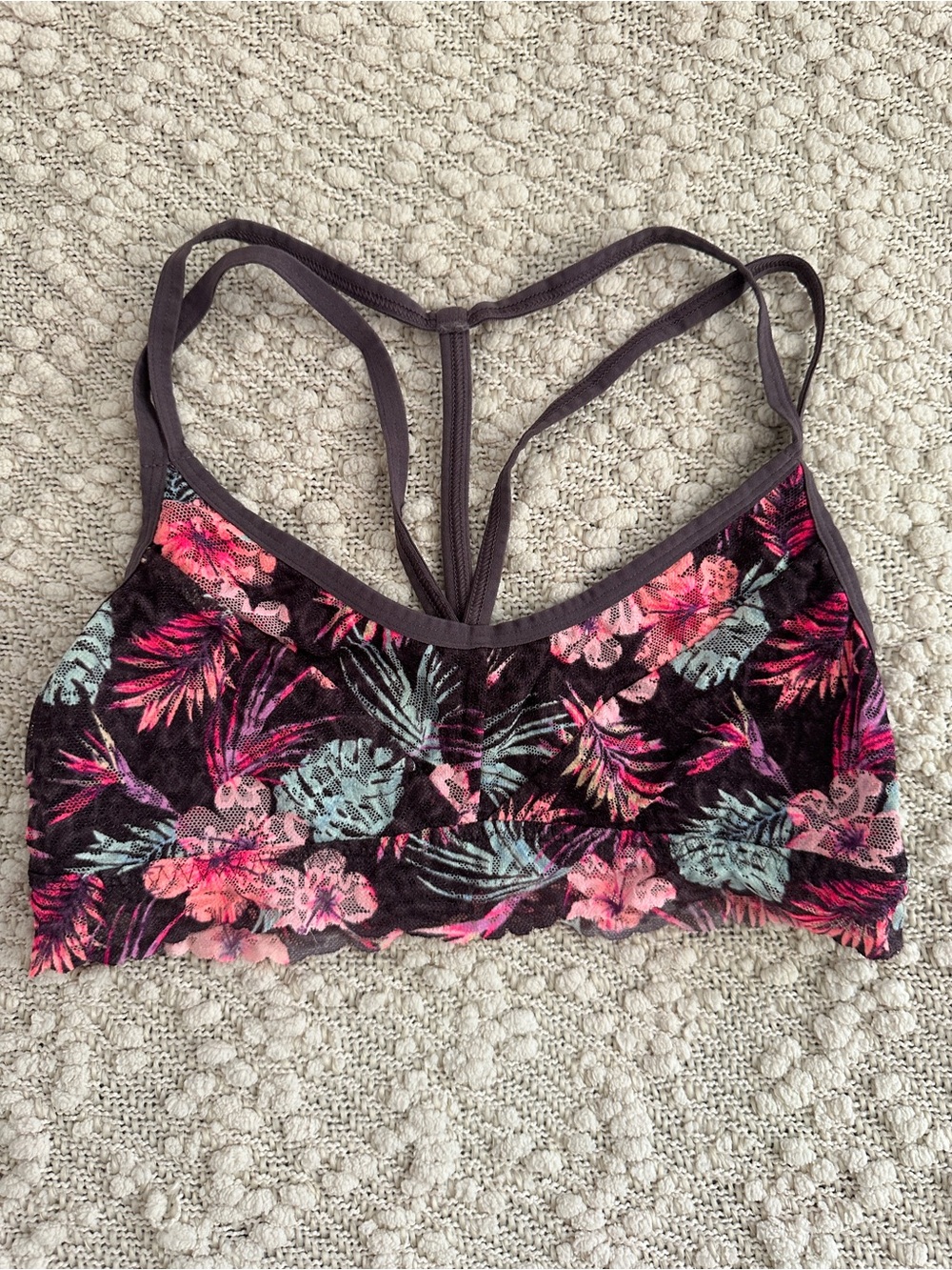 PINK Victoria's Secret Tropical Floral Lace Racerback Bralette Size M